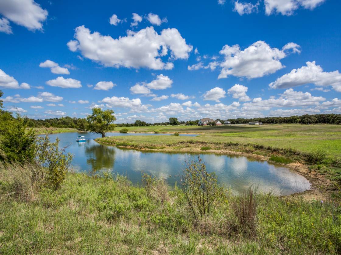 6 Bedroom Custom Home on 35 Acres Alvord Alvord, Wise County, Texas