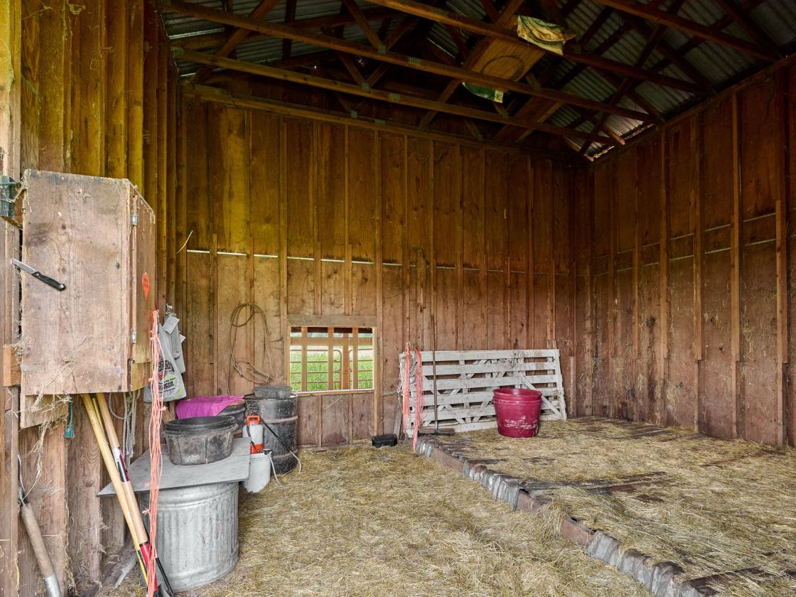 Horse Property in Aurora/Canby Area Deadend Road - photo 7