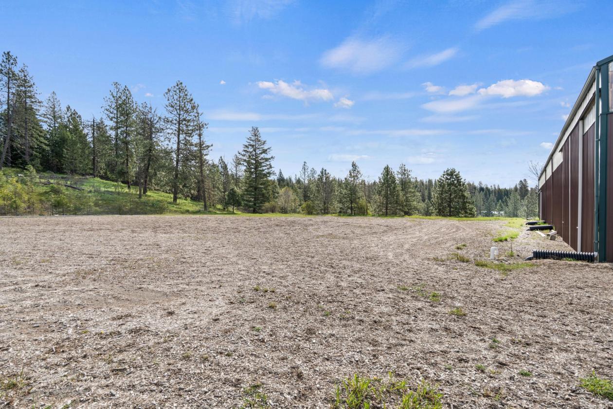 Private Equestrian Retreat, Indoor & Outdoor Arena - photo 12