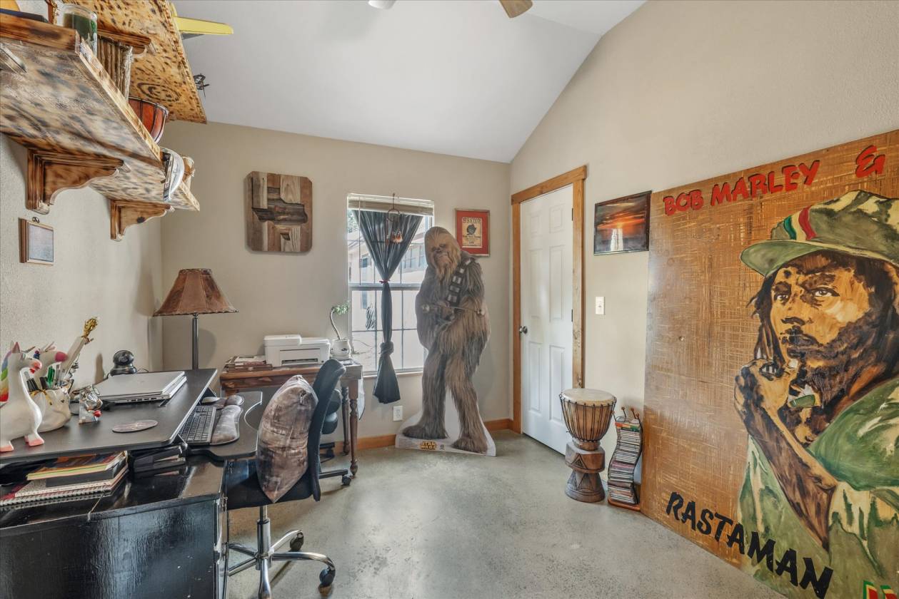 Perfect for the horse lover or homesteader - photo 26