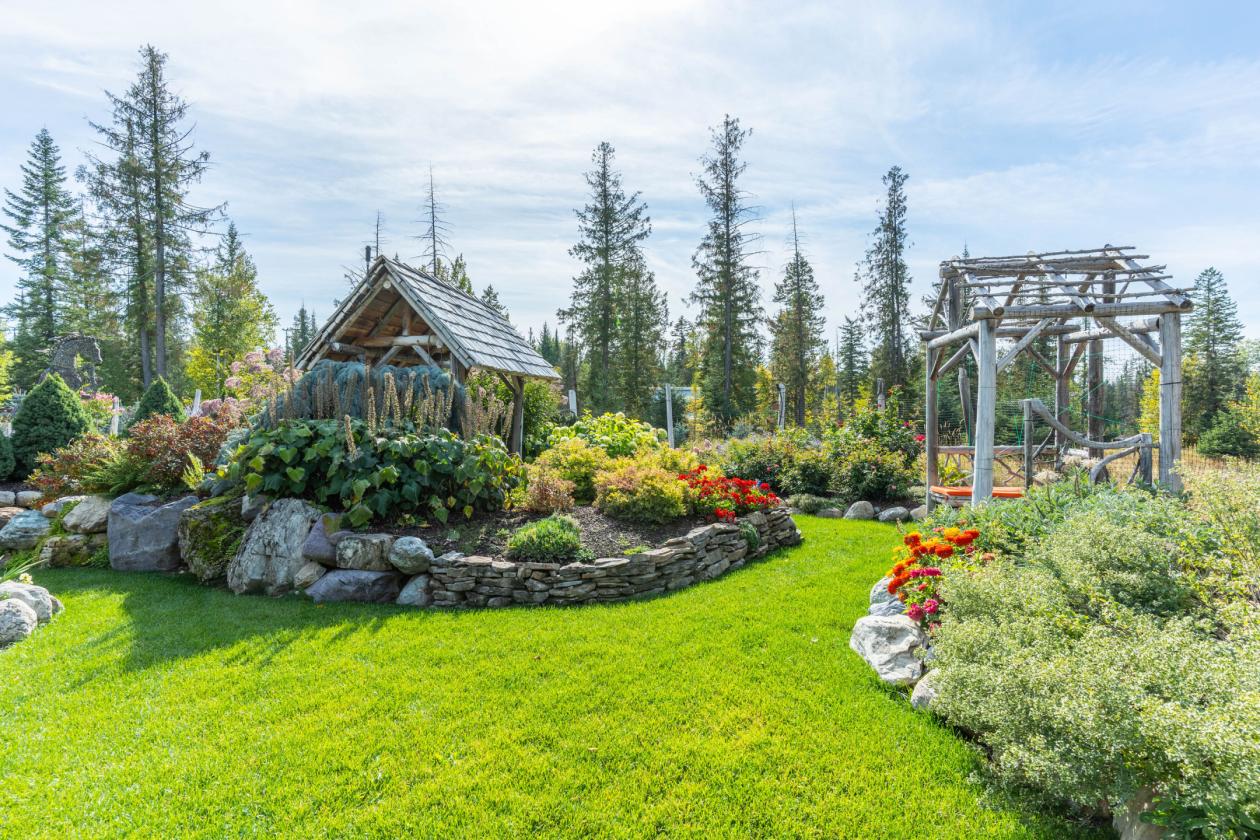 Luxury living & equestrian amenities! - photo 12