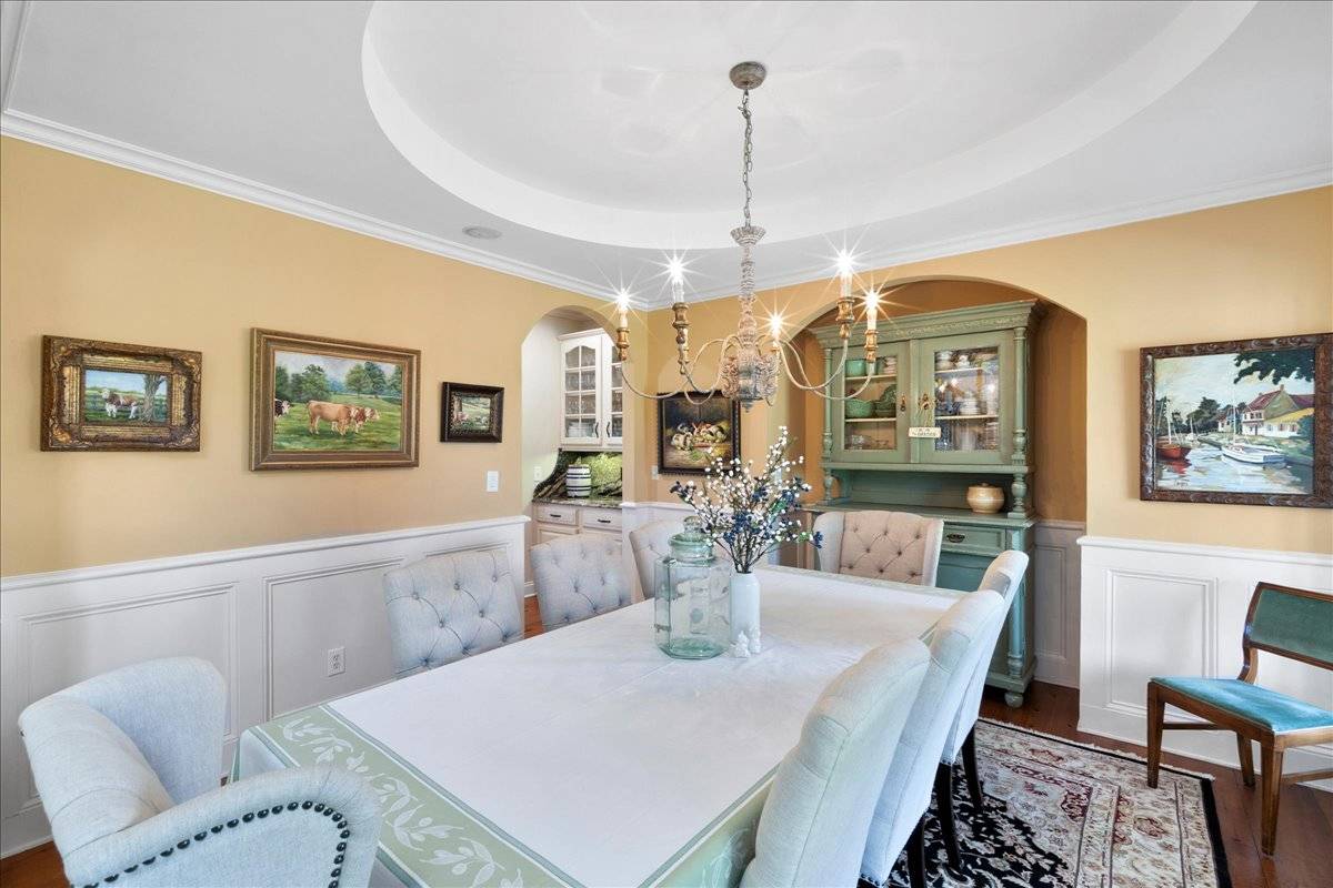 Storybook Charm Meets Modern Luxury on 20 Acres - photo 4