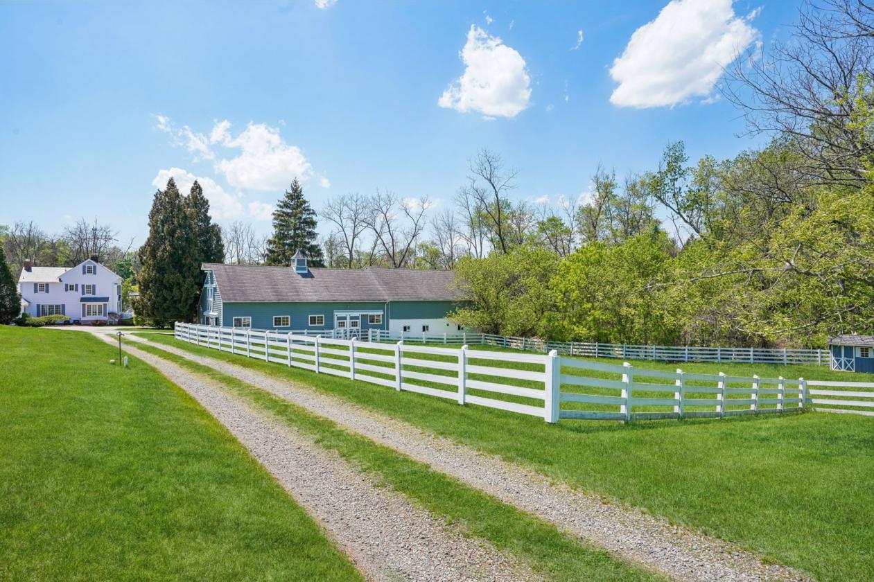 LUX EQUESTRIAN FARM READINGTON TOWNSHIP - photo 27