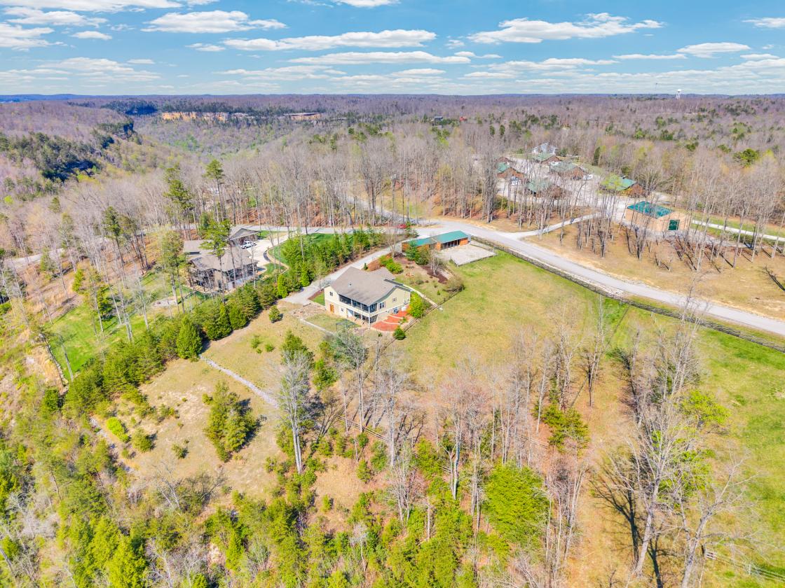 Equestrian Retreat – Big Leaf Cove - photo 25