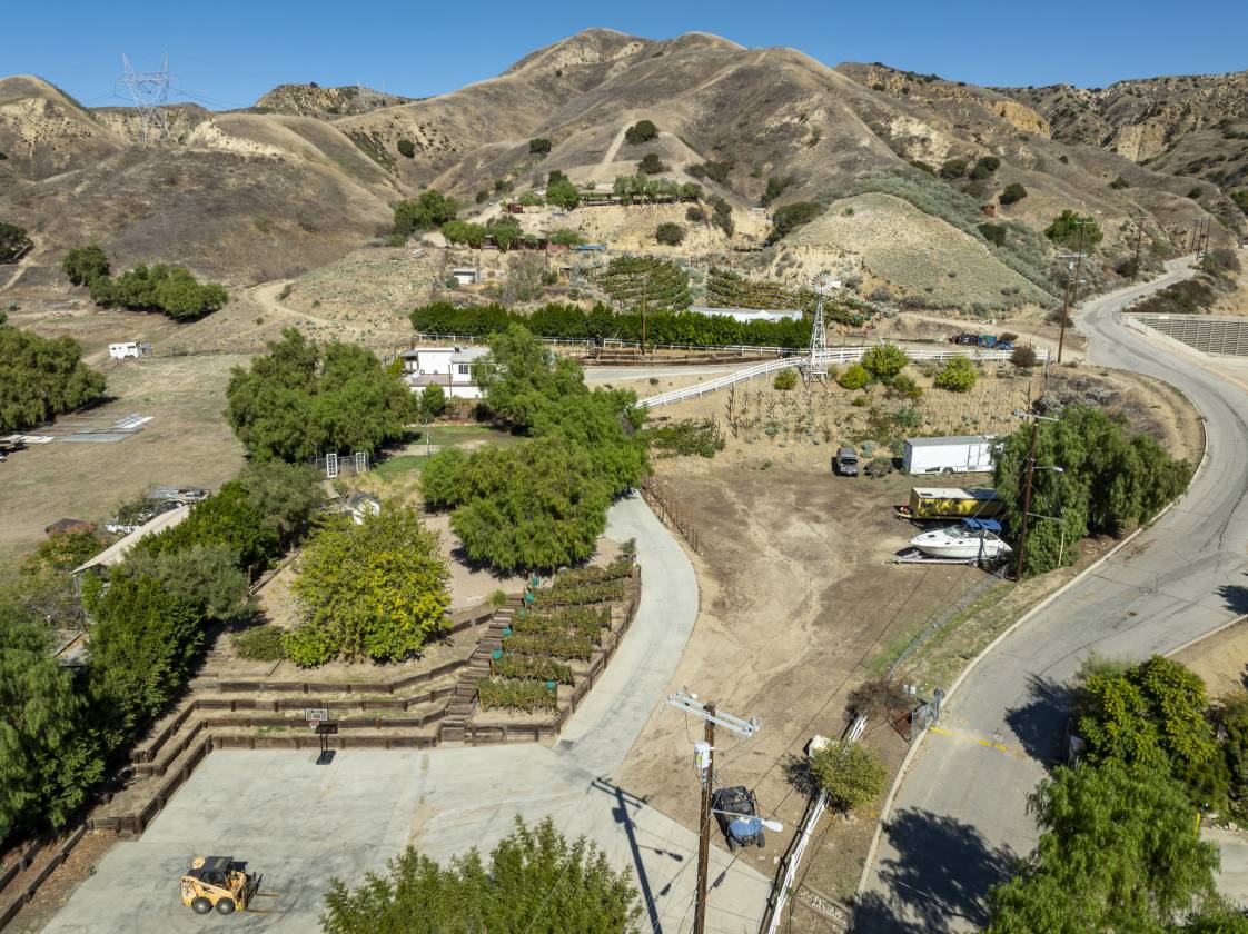 Horse Property for sale.