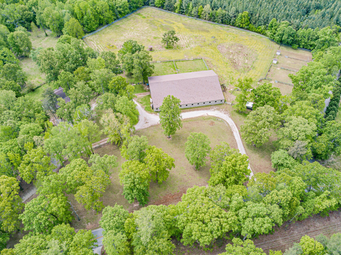 Beautiful 20 Acre Horse Farm with Covered Arena! Mineral, Goochland