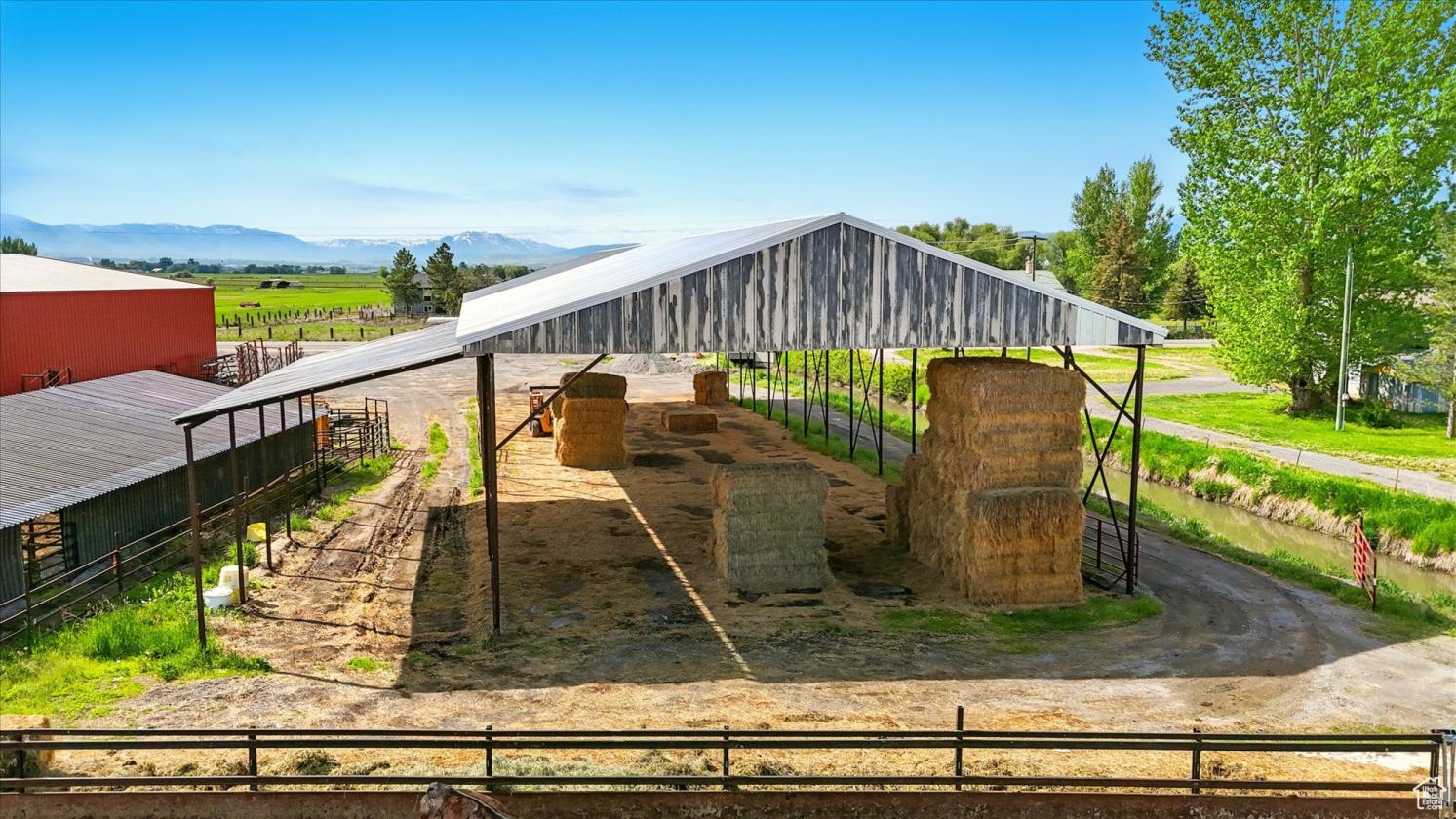 Welcome to Lazy Bar P Ranch - photo 4