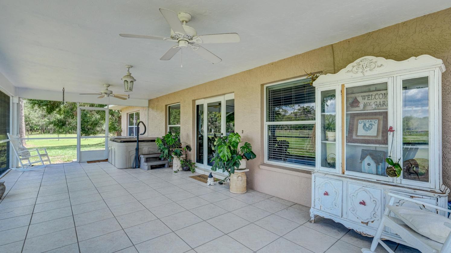 10 Acre Secluded Estate Ready for Horses and Cows - photo 8