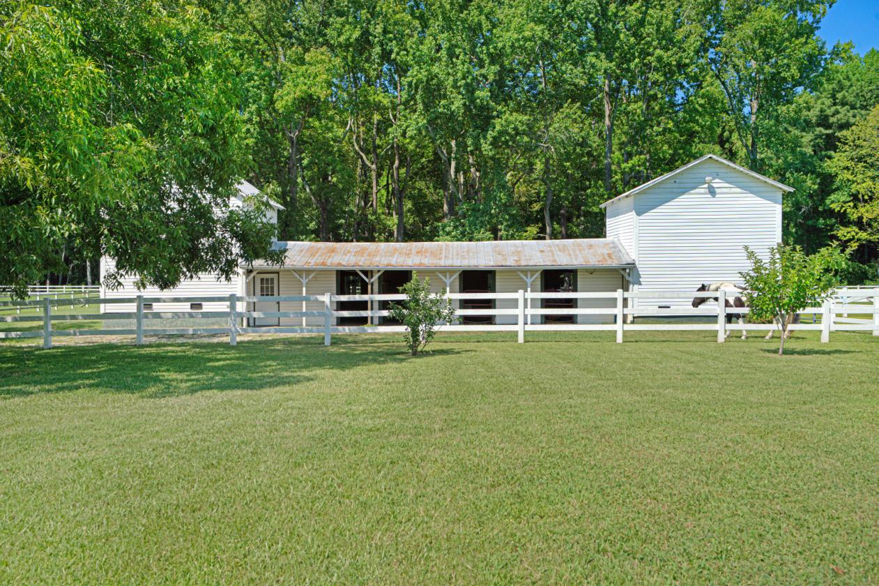 Equestrian & Country Estate - photo 29