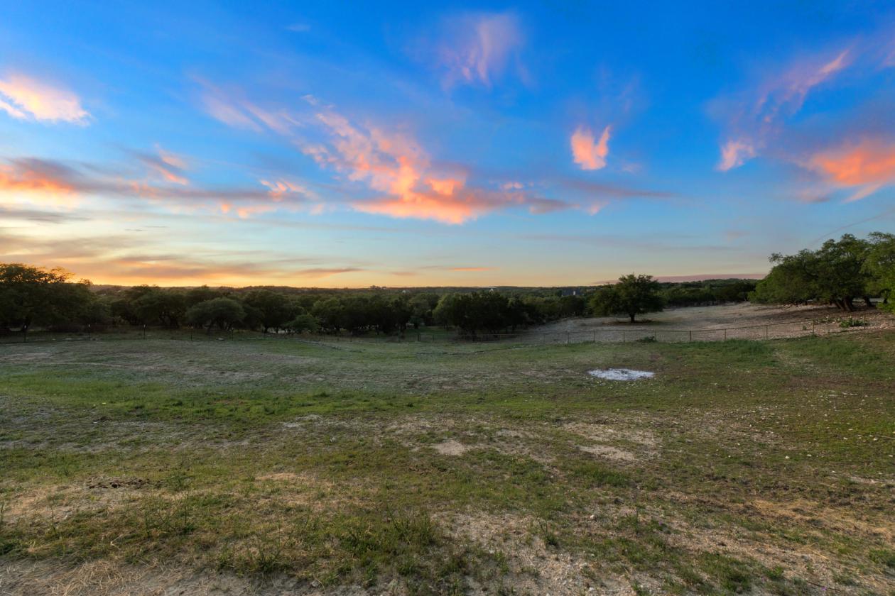Fenced AG exempt Ranch on 14.4 acres with VIEWS - photo 11