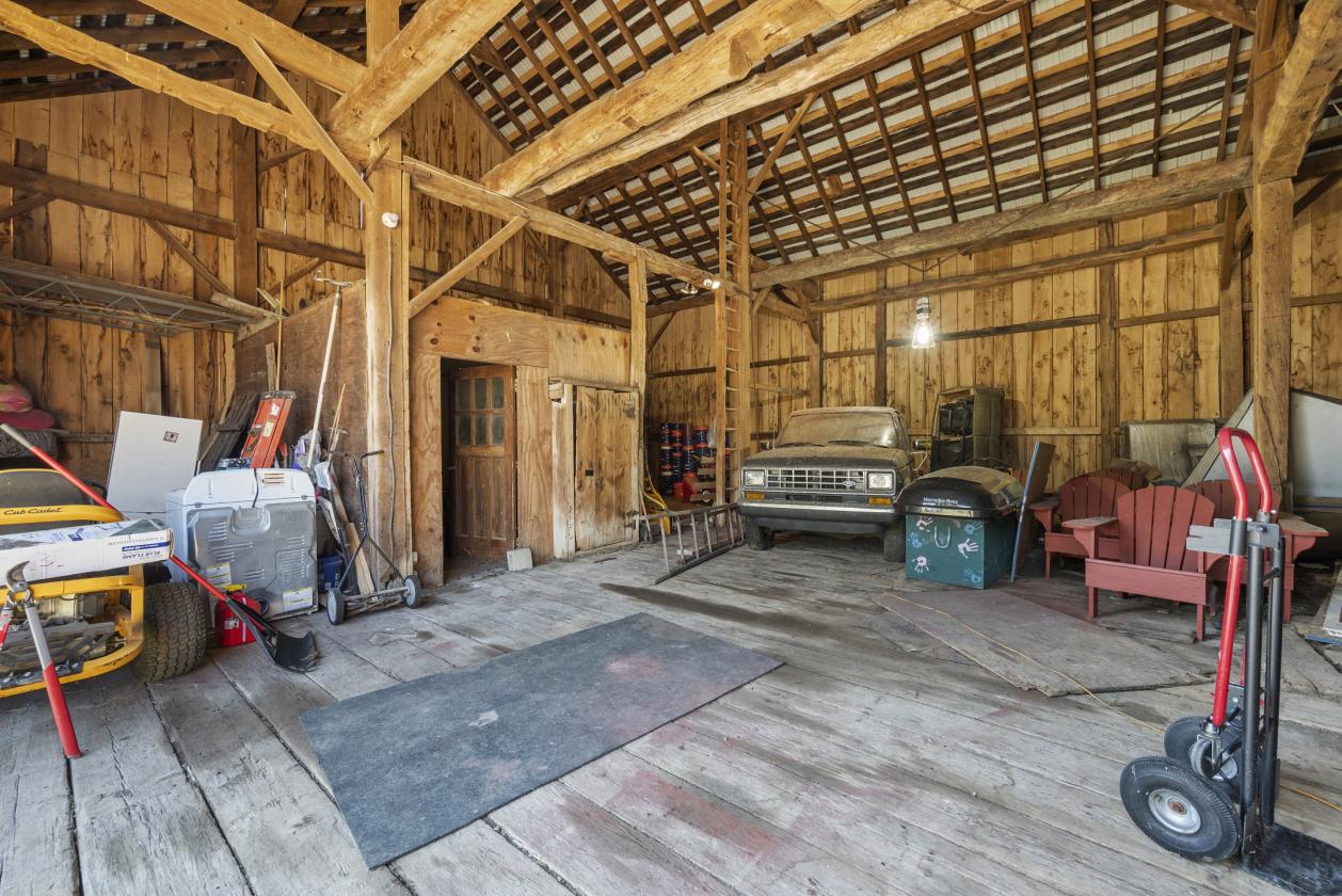 Room to Roam: 11.73 Acres with Classic Farmhouse - photo 16