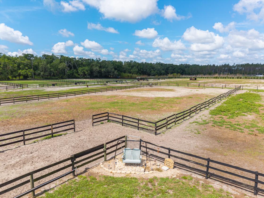 10 Acre Horse Facility/Harness Racing Community - photo 24