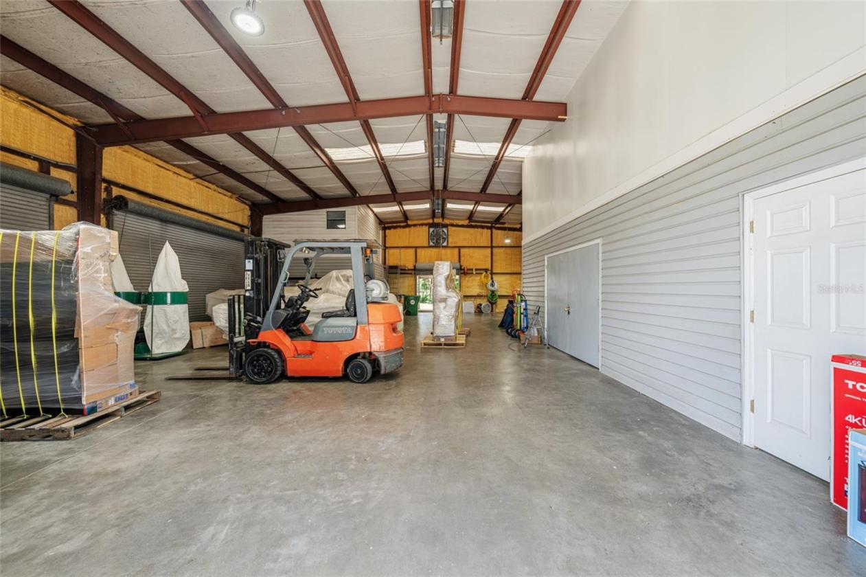 Equestrian Estate with Business Flexibility - photo 26