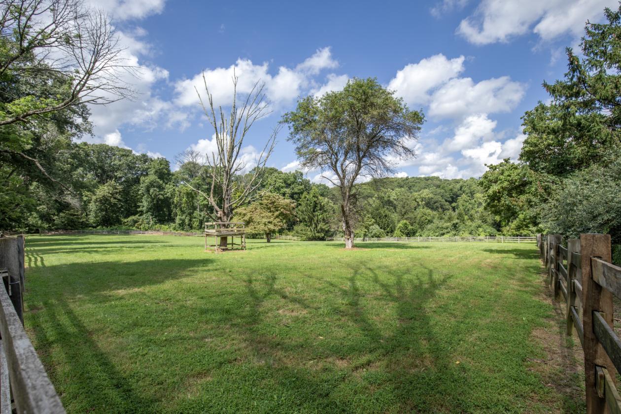 Horse Farm in the Heart of Horse Country - photo 17