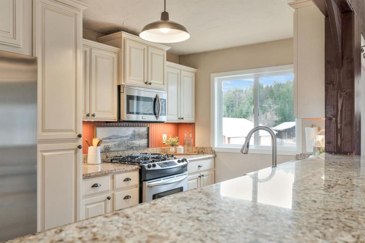 Equestrian Estate | Home, Acreage & 360° Views - photo 9