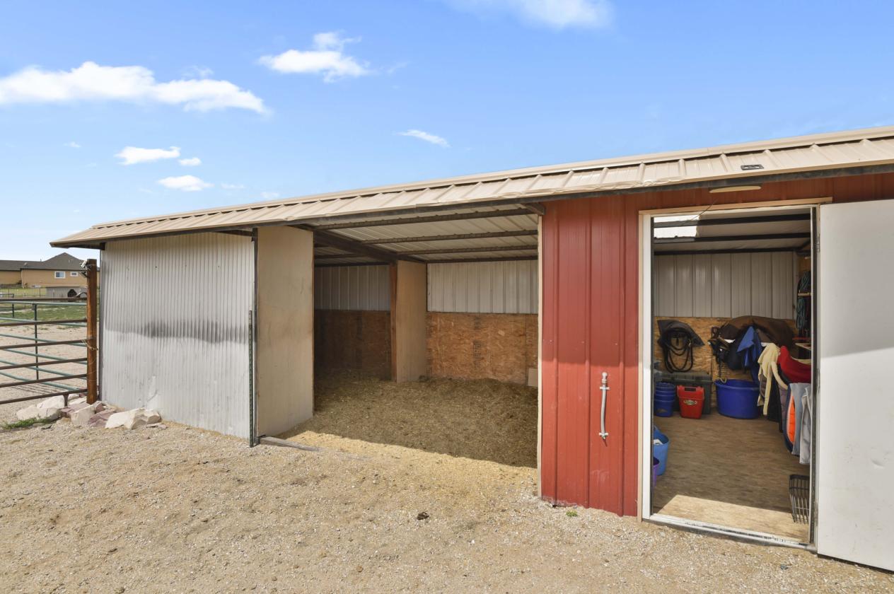 Equestrian Property for the Horse Enthusiast - photo 26