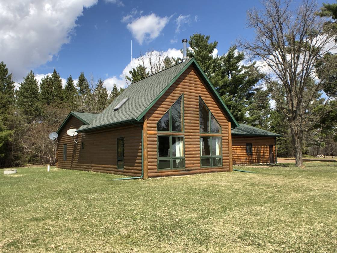 HaywardSpringbrook WI Horse Lovers Dream Priced Right First