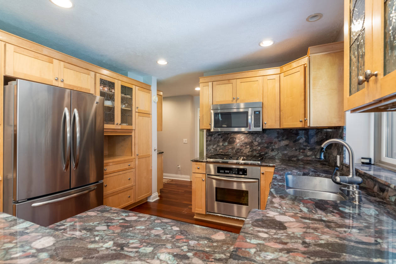 Horse farm for sale Holland, Ottawa County, Michigan Horse ranch