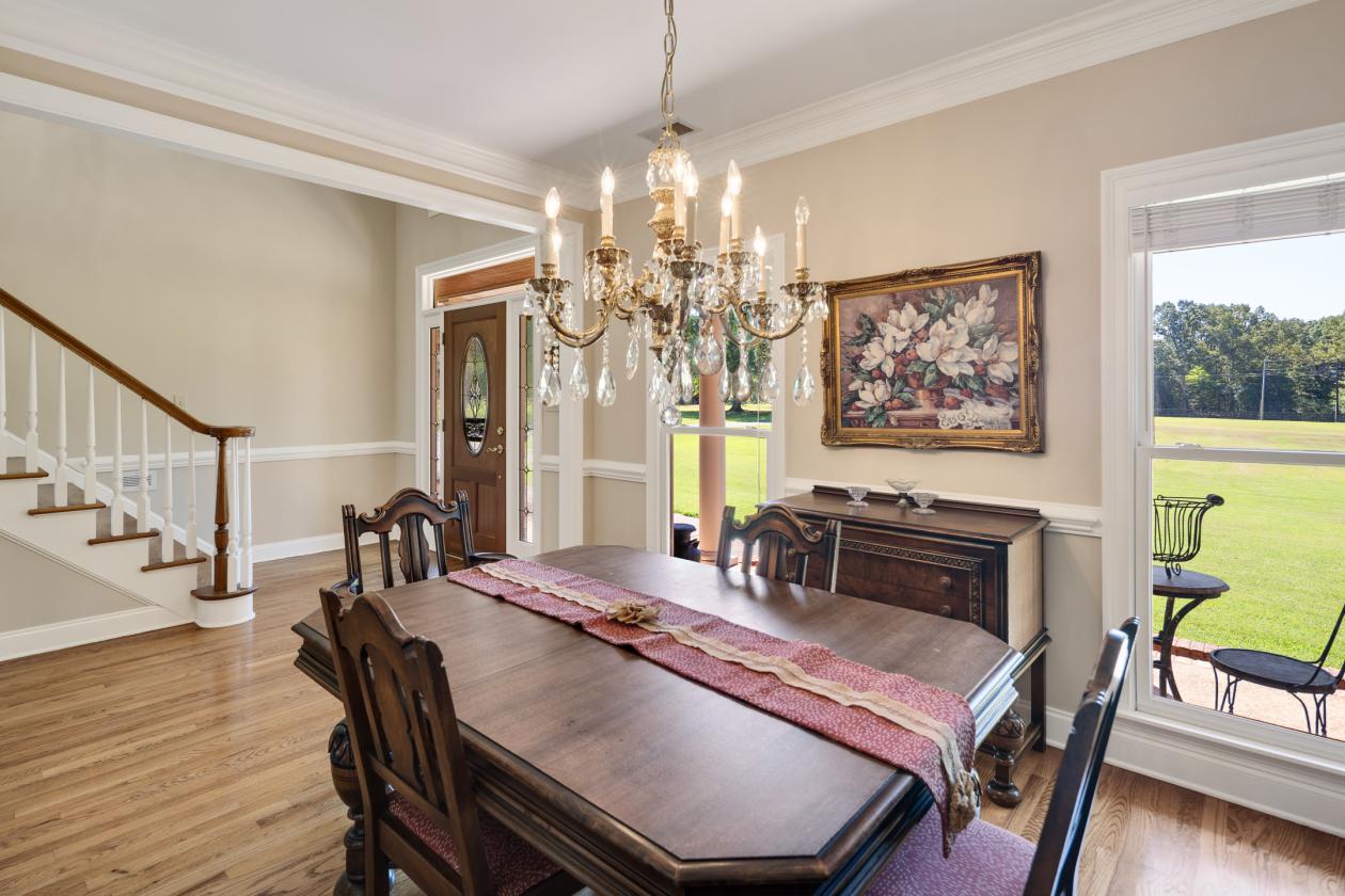 Manicured Equestrian Estate on 65 Acres - photo 10