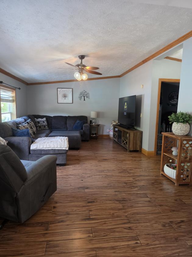 47 acre Equestrian Dream Barn with Remodeled Home - photo 25