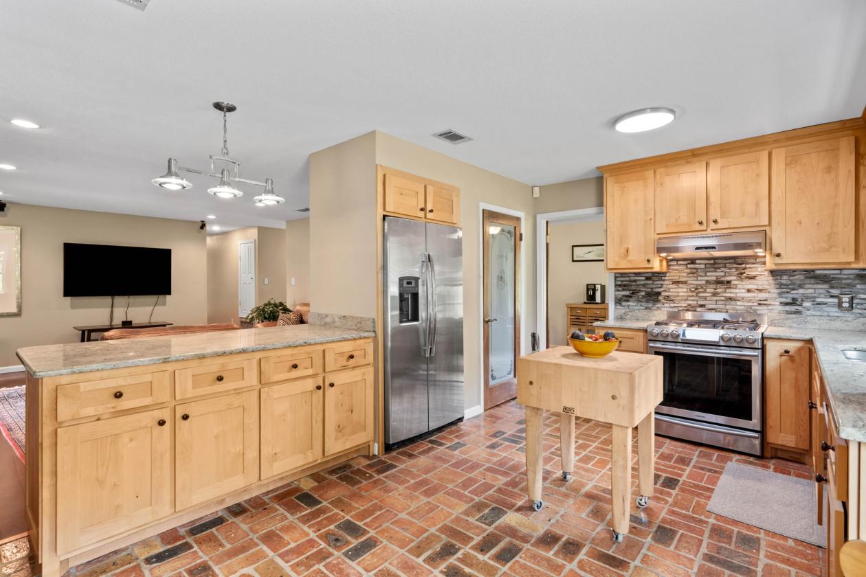 Equestrian Homestead on 18 Scenic Acres - photo 11