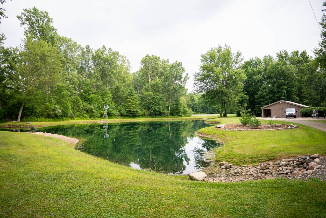 Private Equestrian Estate on Scenic Acreage  - photo 4