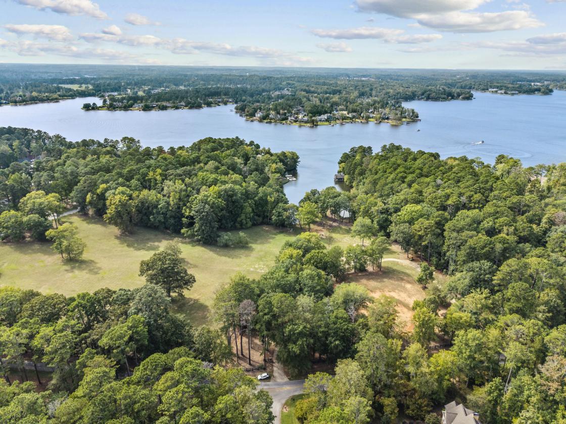 10+ Acre Lakefront Horse Property - photo 14
