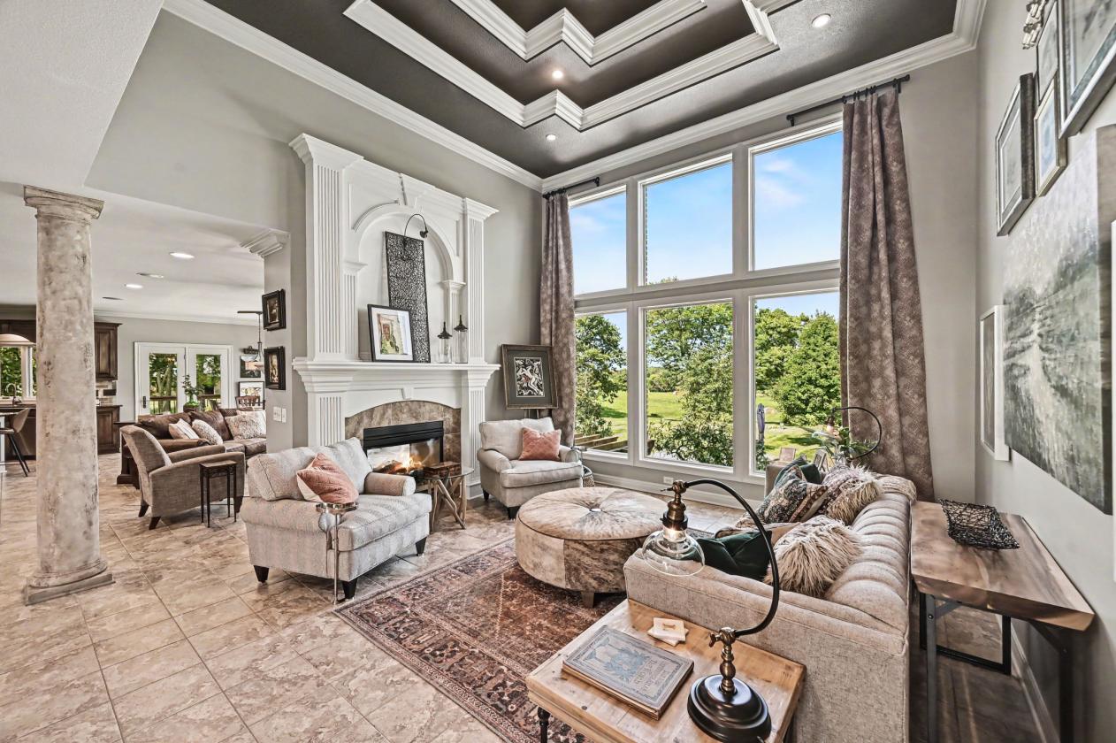 Outstanding Estate Including 20 Acres - photo 10