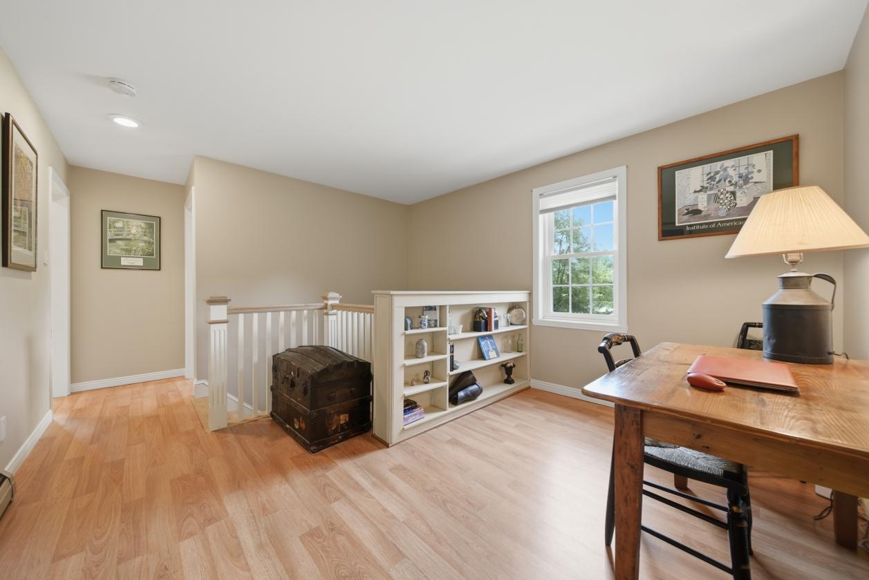 Beautifully Maintained Equestrian Farm/4.2 Acres! - photo 22