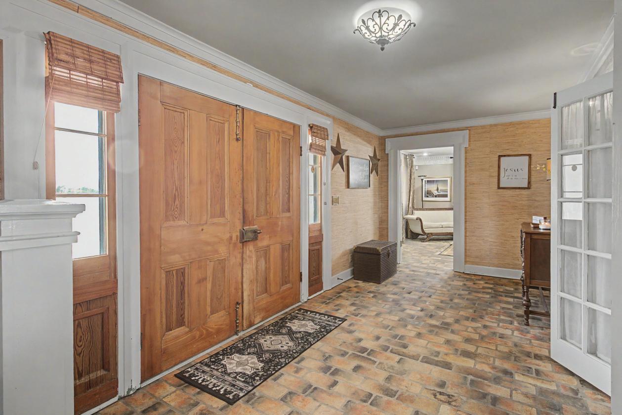 Remarkable 75-Acre West Lowndes County Estate - photo 14