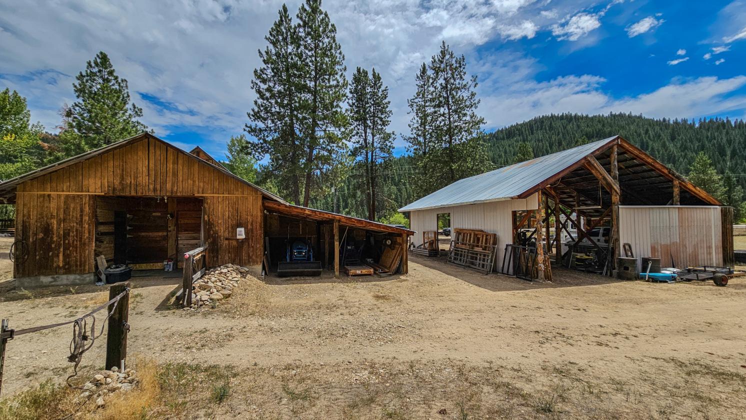 Mountain horse property backing to Boise Forest - photo 25
