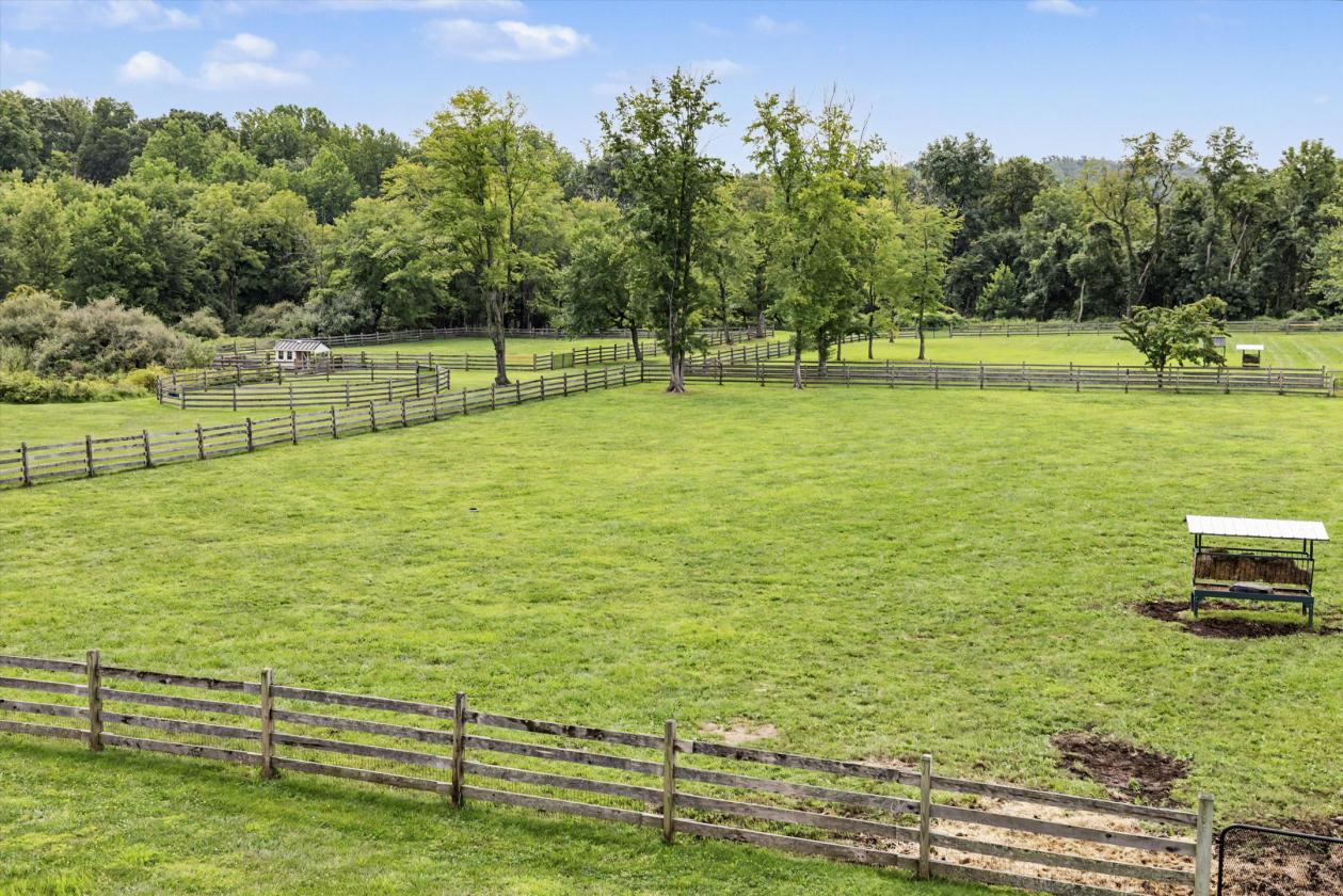 The Hart-Vorhees Farmstead - photo 24