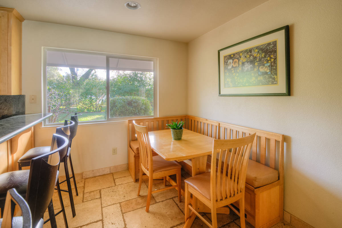 8.28 ACRES AND ROOM FOR THE HORSES!! Oroville, Butte County, California