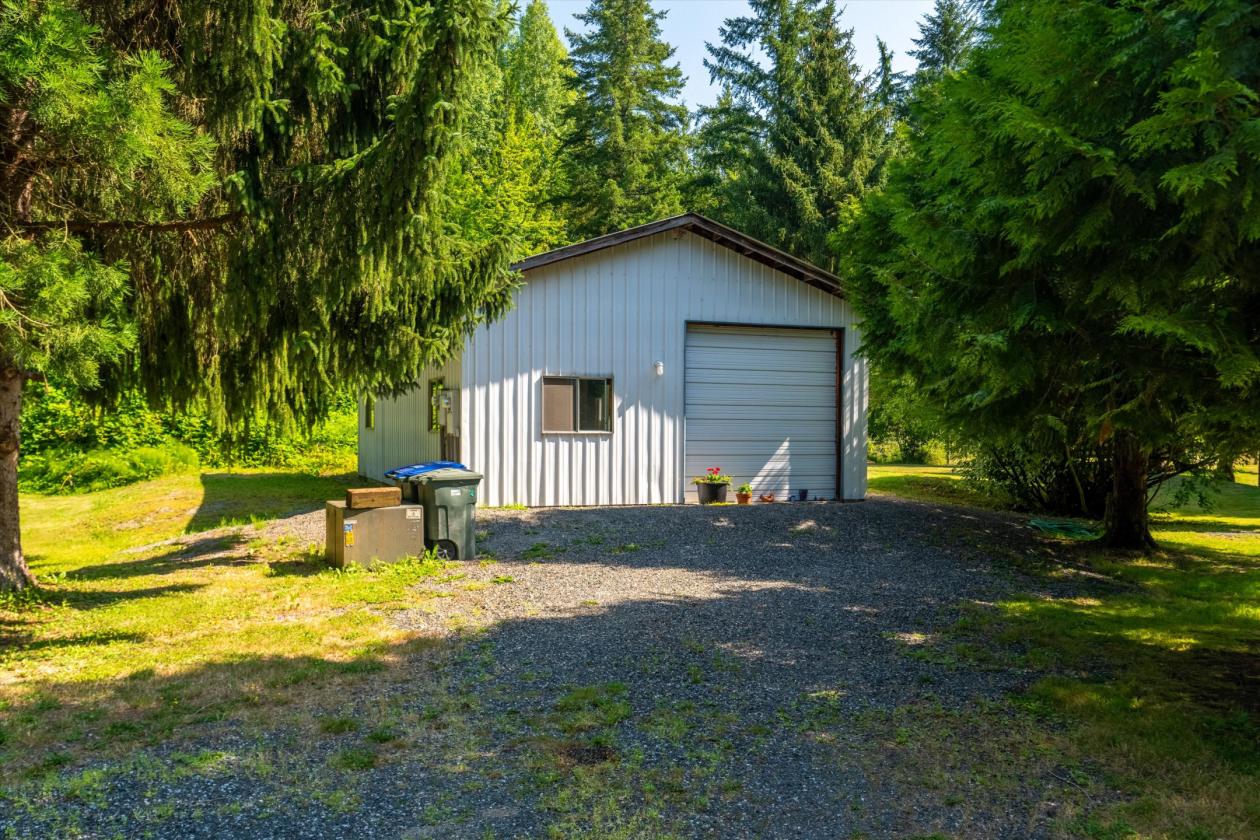 Blue Gate Farm - Equestrian Facility on 35 Acres - photo 21