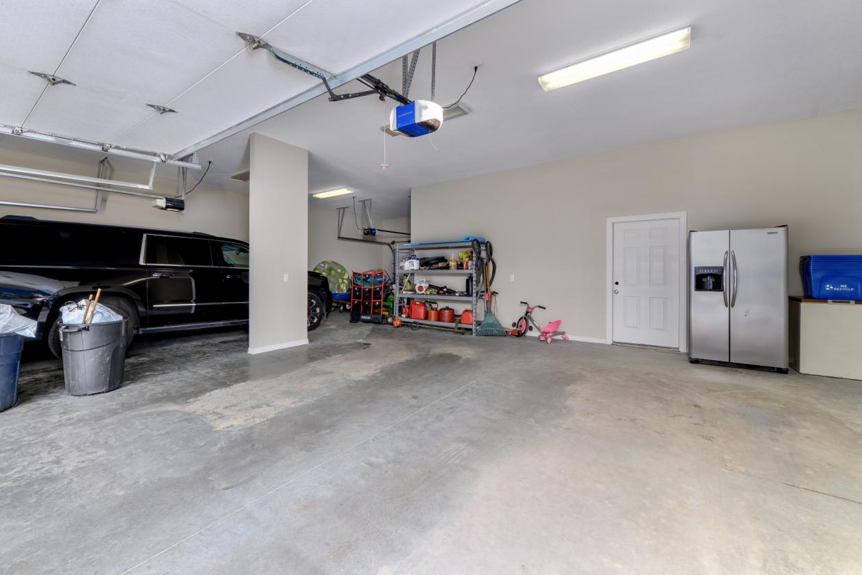 Custom Home on 14 Acres—Bring Your Horses! - photo 20