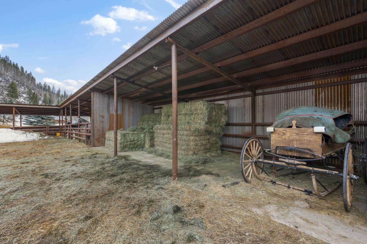 Riverfront Legacy Equestrian Ranch - photo 19