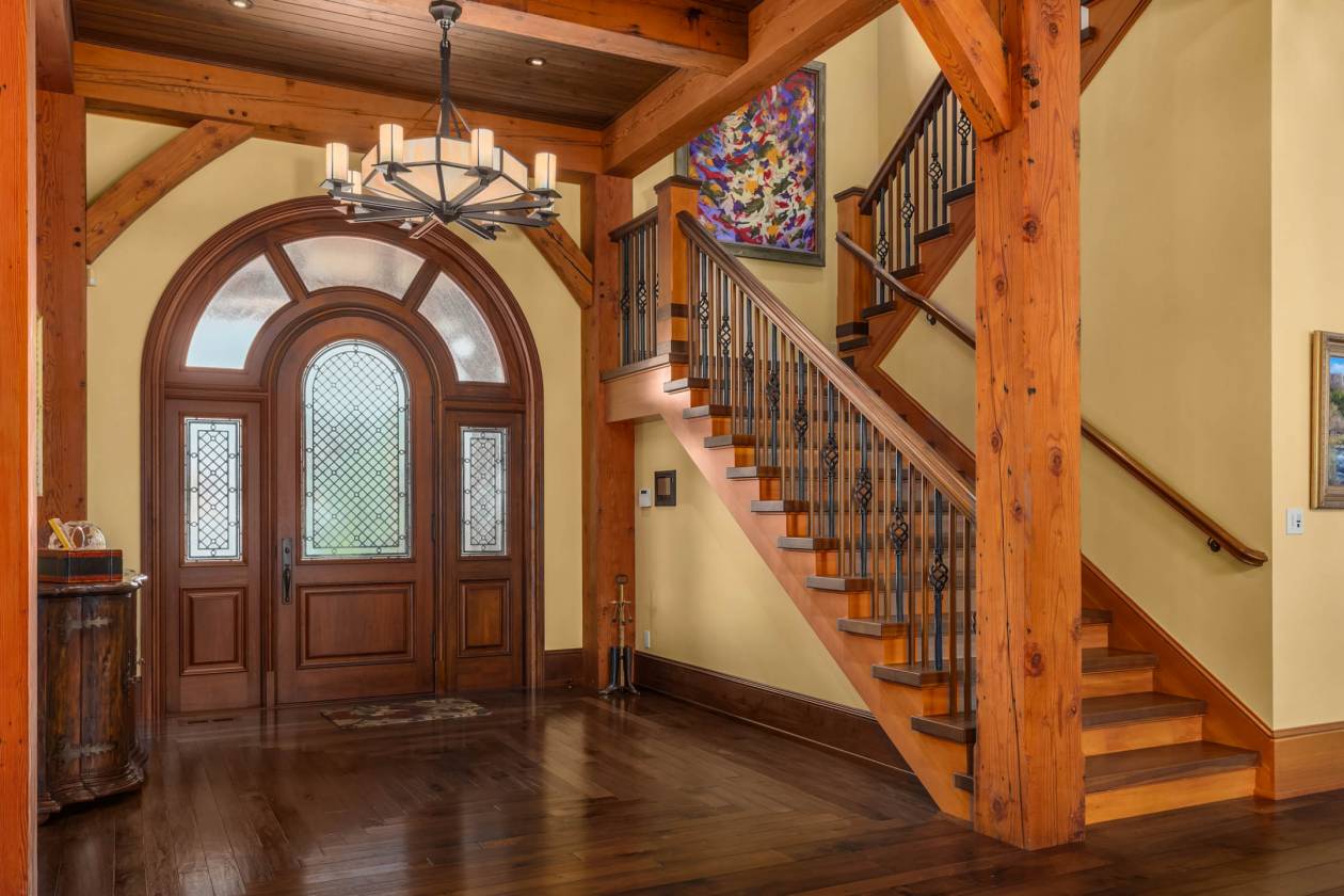 Exclusive Equestrian Estate on 53 Acres - photo 3