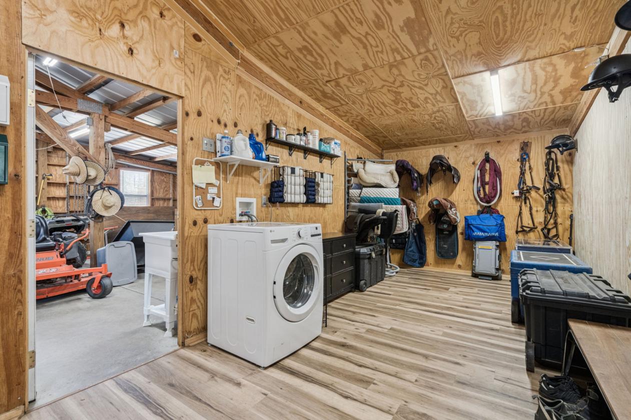 Turnkey Equestrian Retreat near Ocala - photo 18