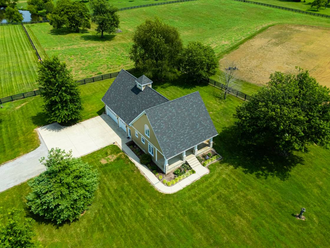 Horse Property for sale.