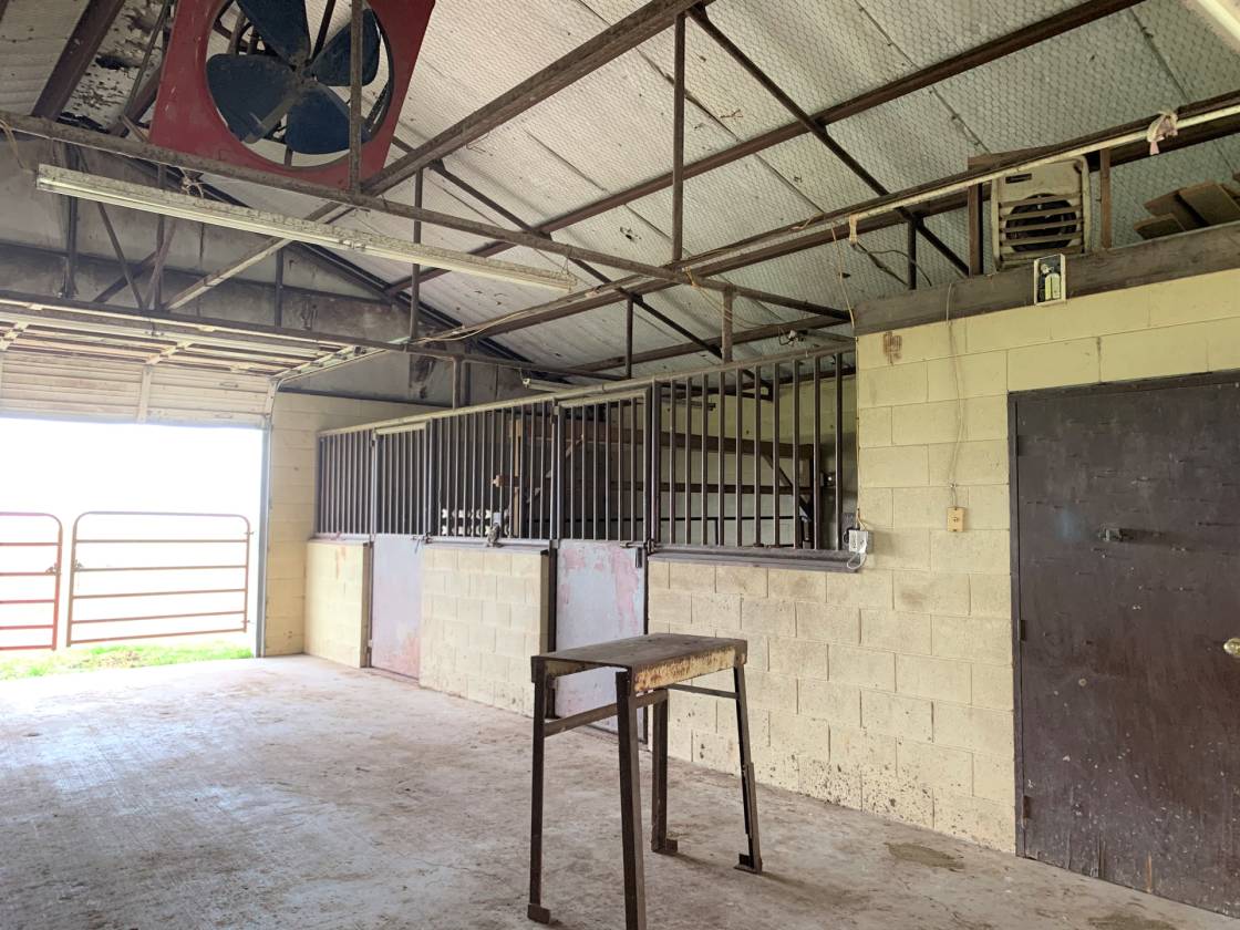 Oklahoma Horse Property Grove, Delaware County, Oklahoma