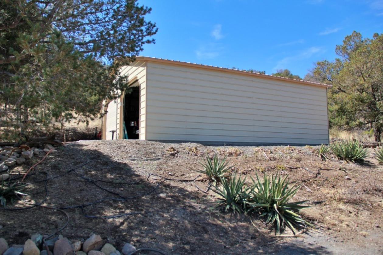 Luxury equestrian property - photo 10