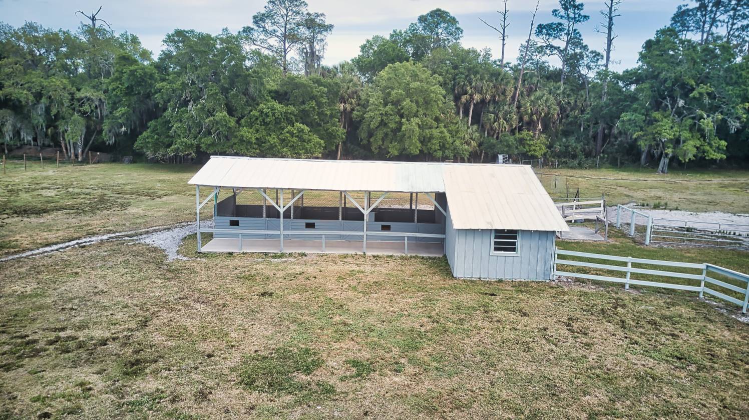 residential, equestrian gem realizing 4,700/month