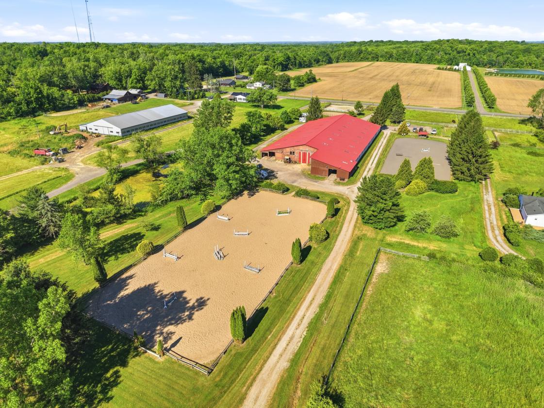 Rare 10-acre equestrian property in Geauga County - photo 13