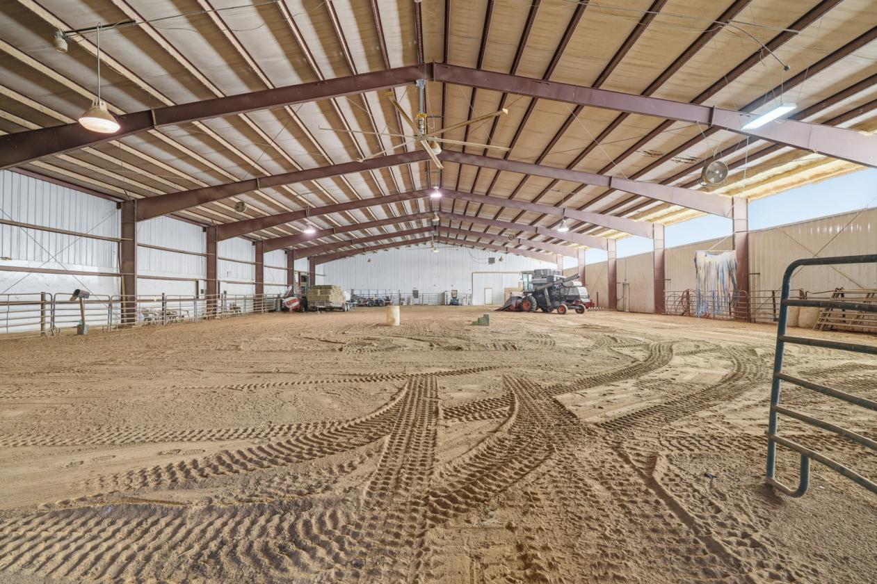 Professional Equine Training Facility & 47.5 Acres - photo 7