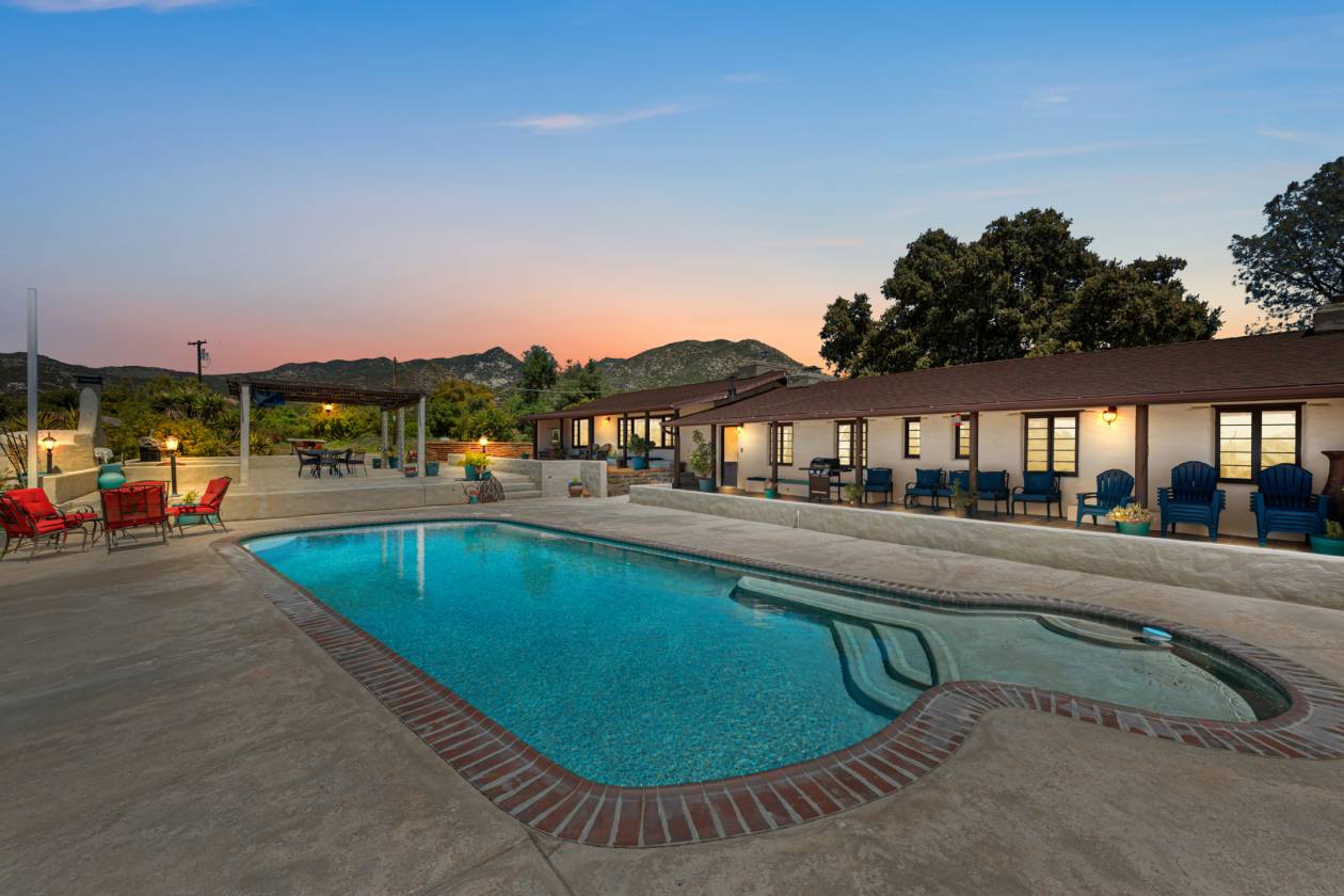 Horse Property for sale.