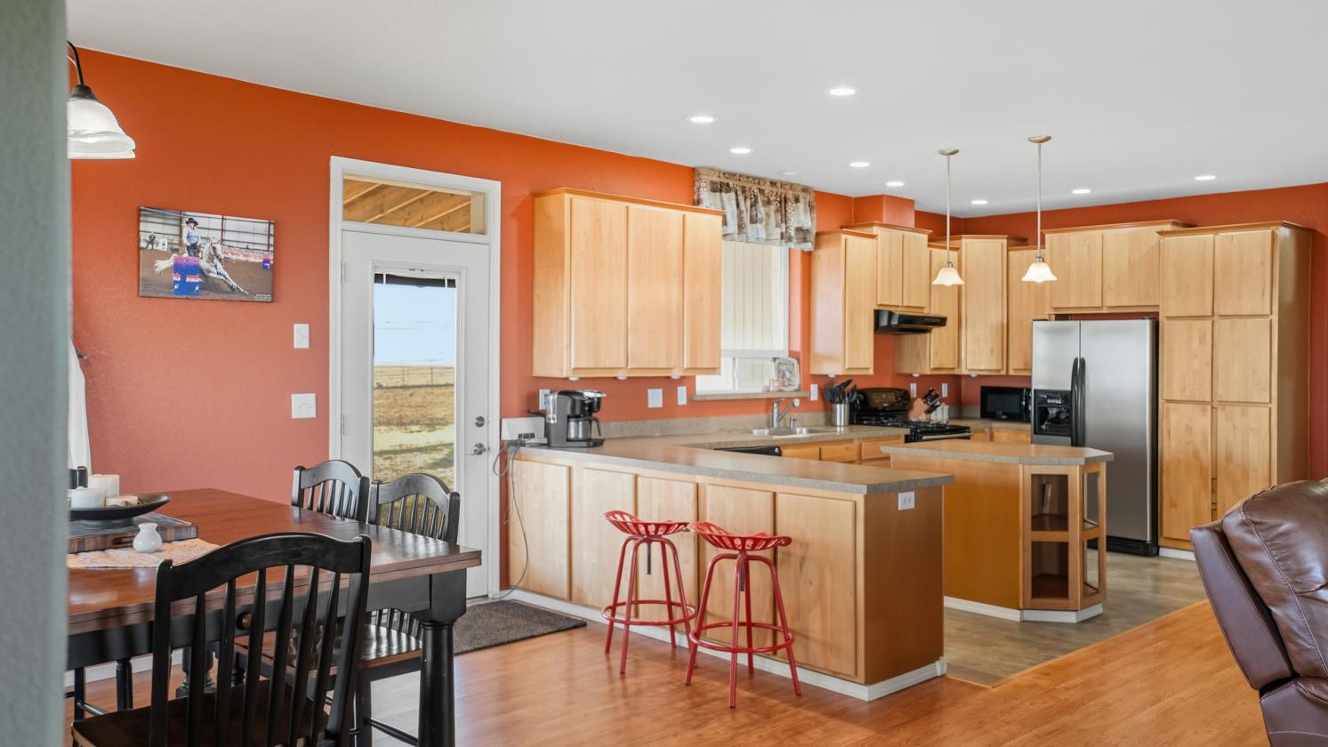 Ranch Property with Panoramic Mountain Views - photo 16