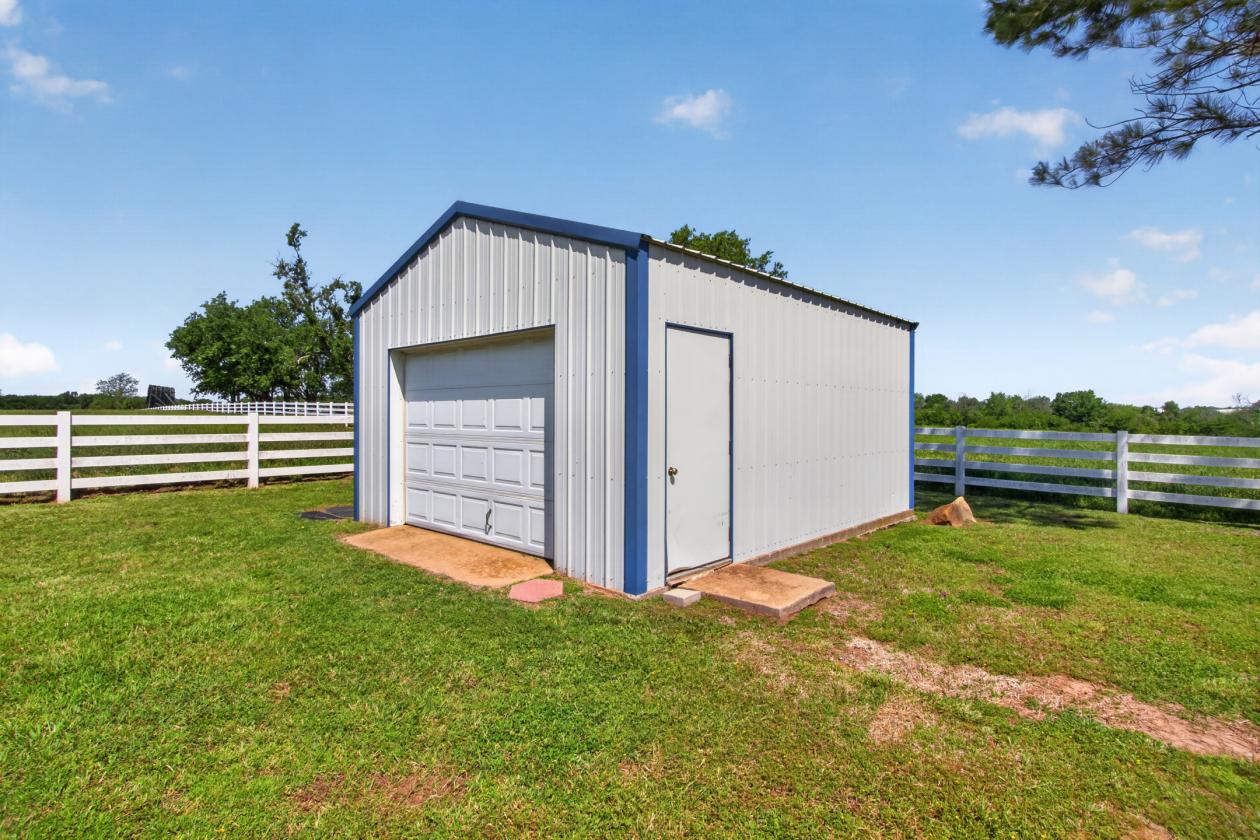 Premier Oklahoma Ranch - photo 20