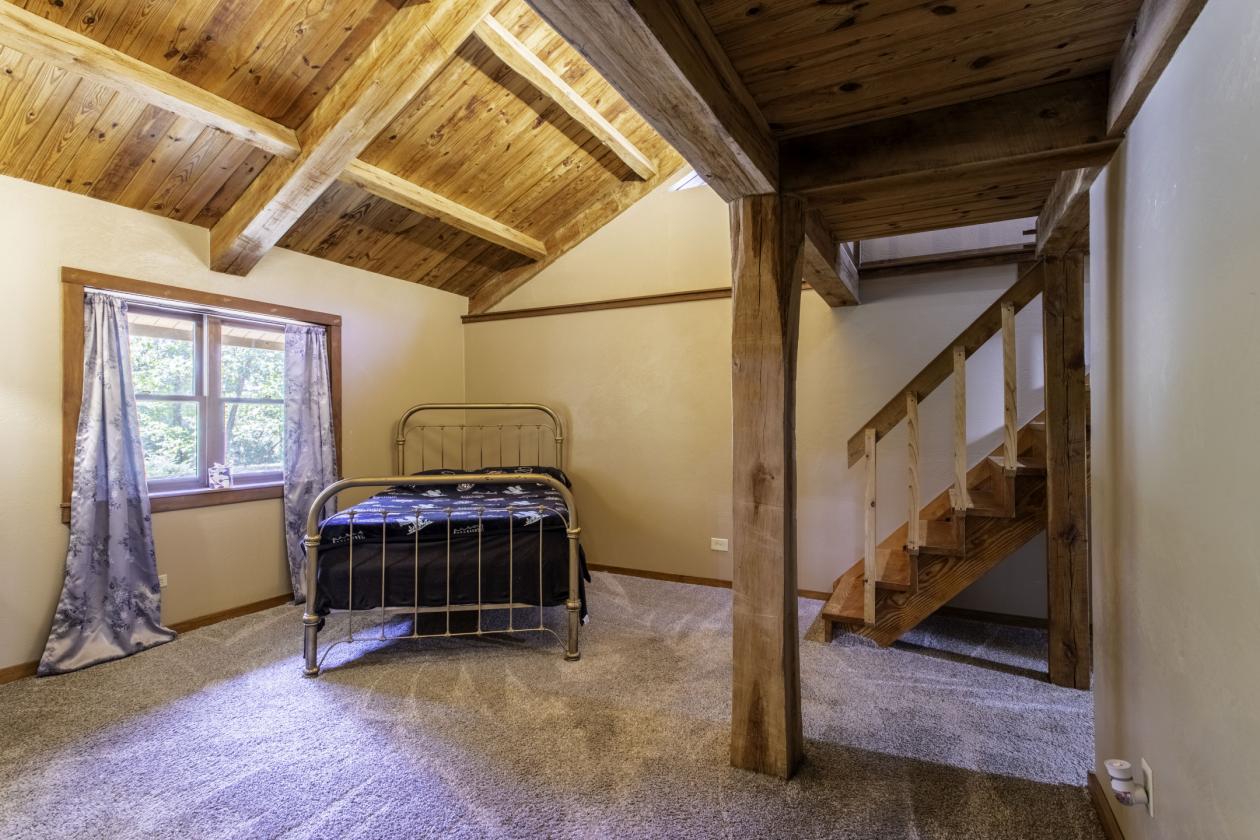 Luxury Timberframe Home with Horse Facilities - photo 23