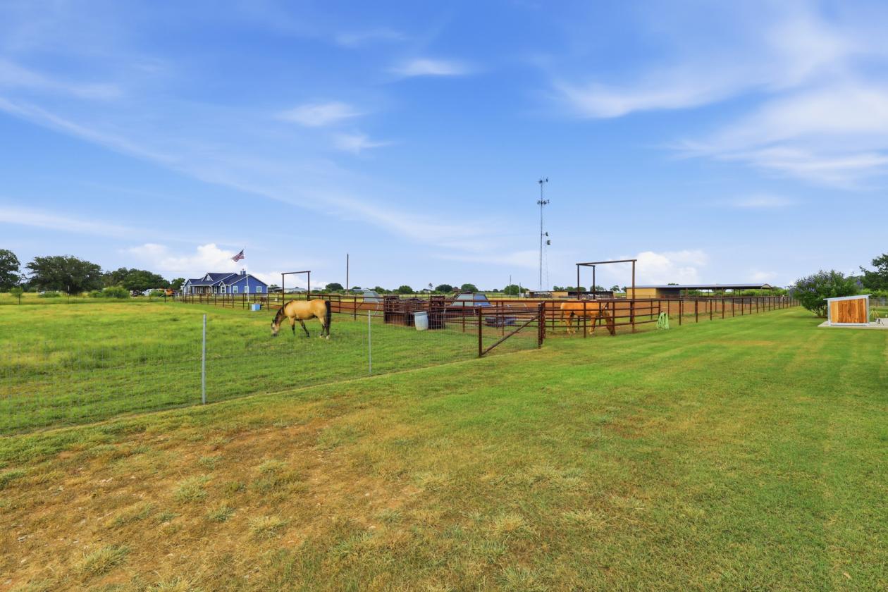 Turn Key Horse Property In South Central Texas - photo 11