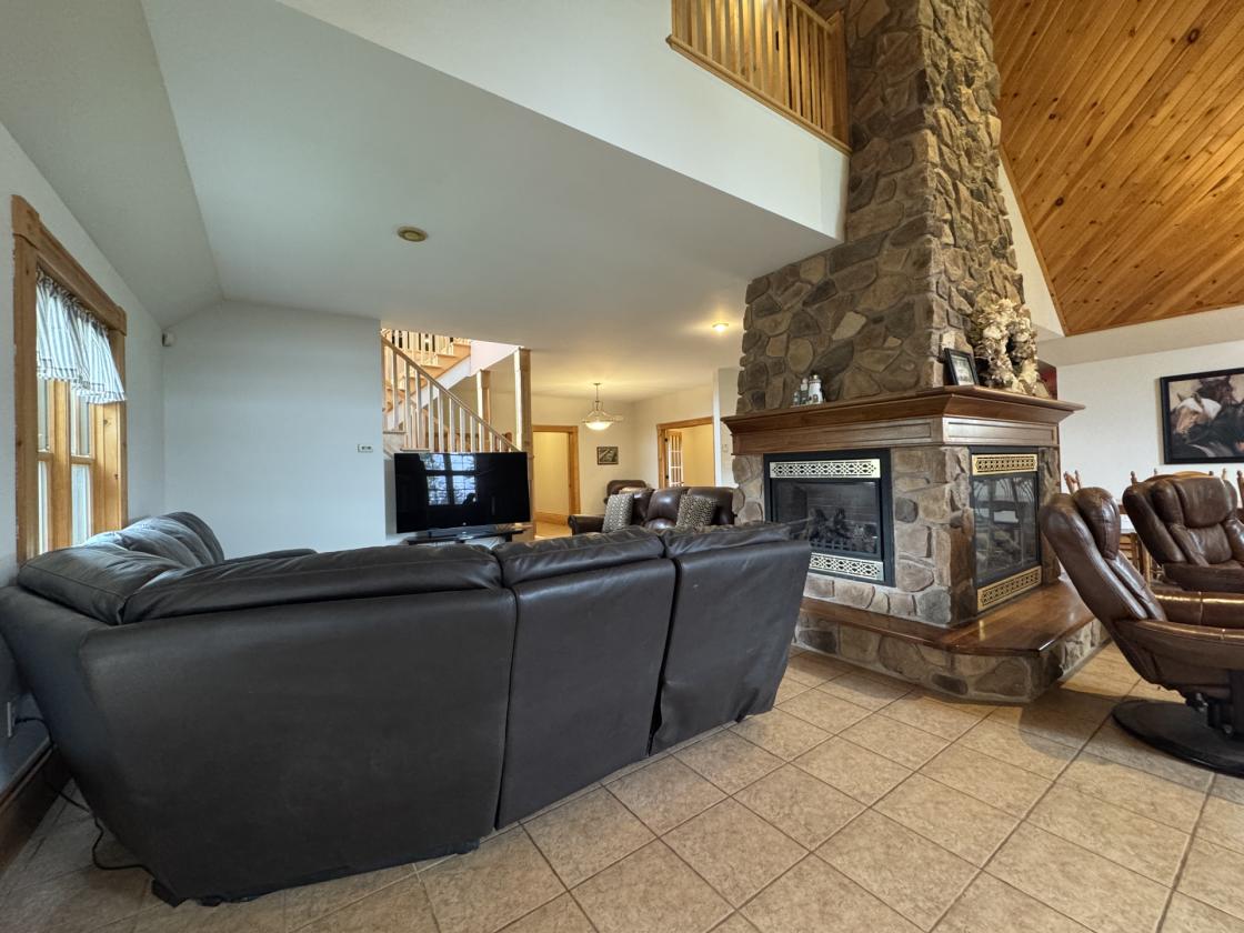 EXCEPTIONAL EQUESTRIAN ESTATE - photo 17